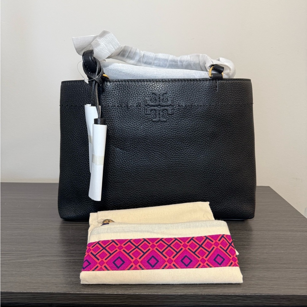 TORY BURCH McGRAW TRIPLE COMPARTMENT TOTE BLACK COLOR